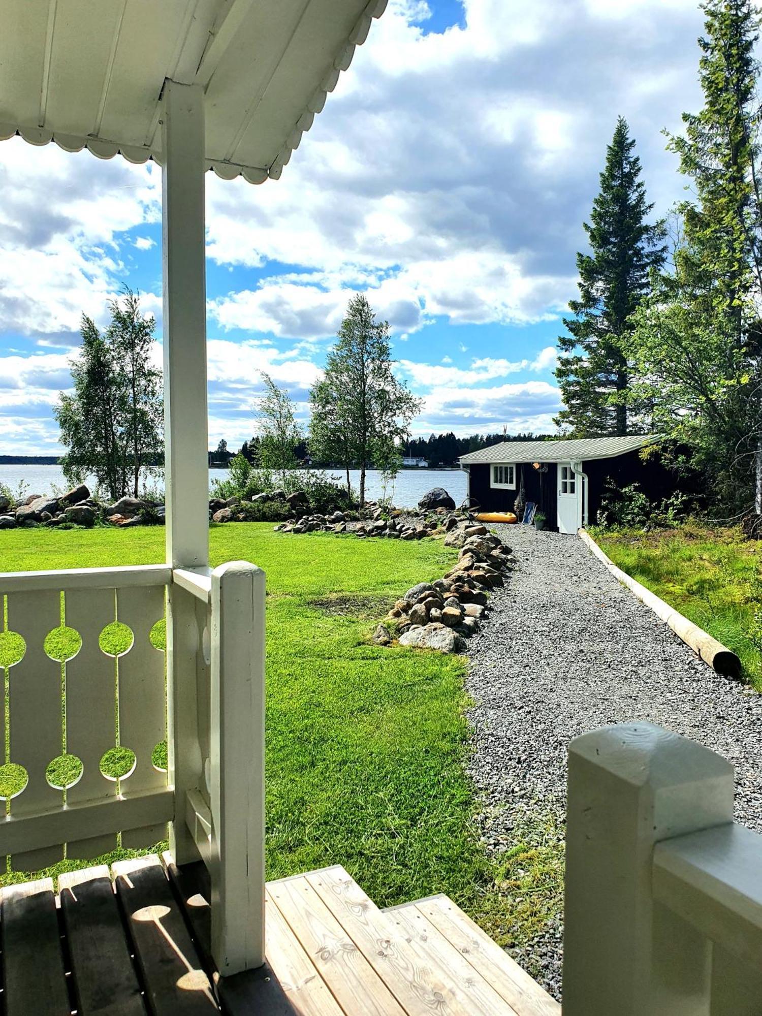 Stuga Med Havsutsikt Robertsfors Экстерьер фото